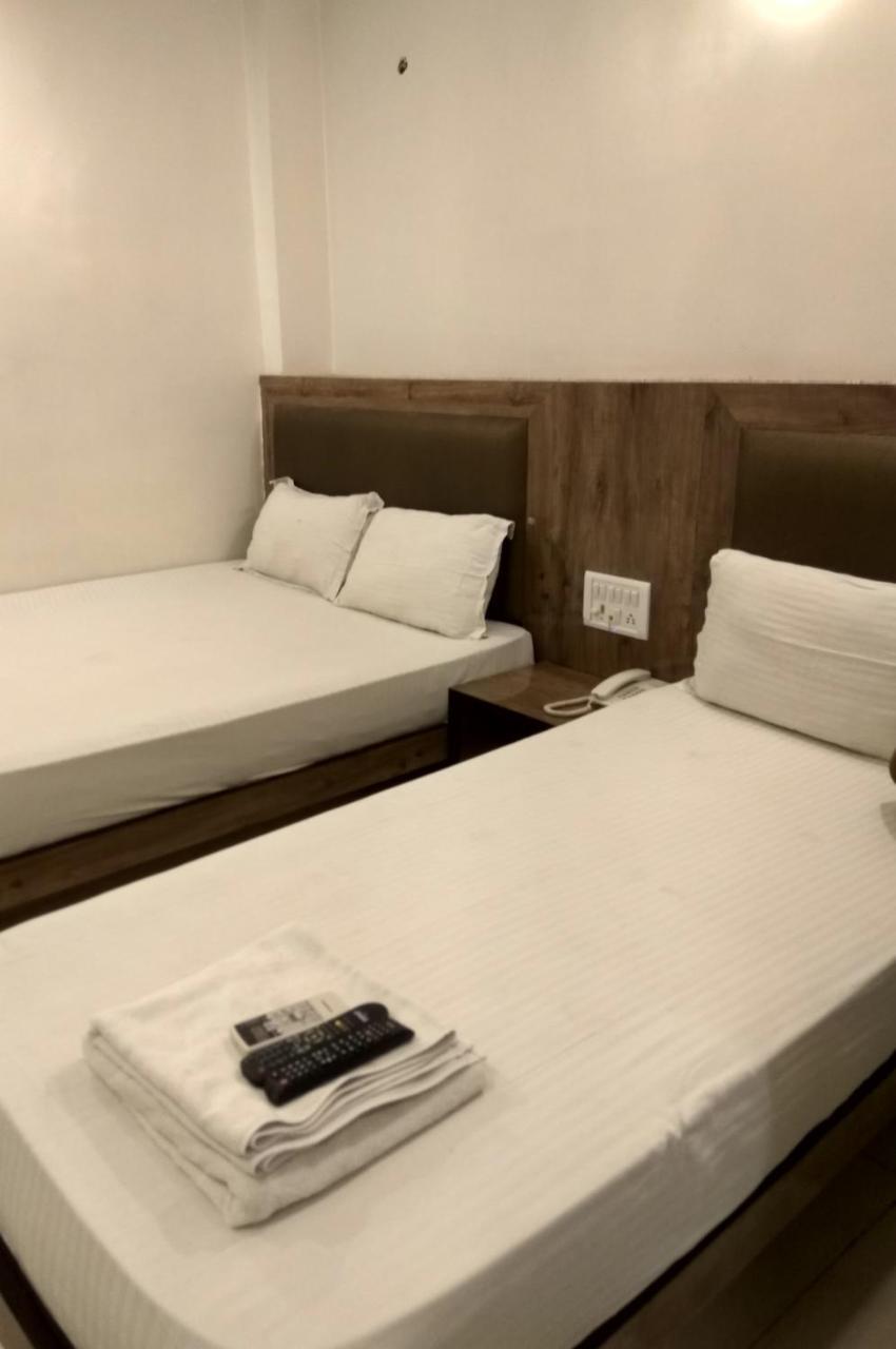 דלהי Hotel Le Mem מראה חיצוני תמונה
