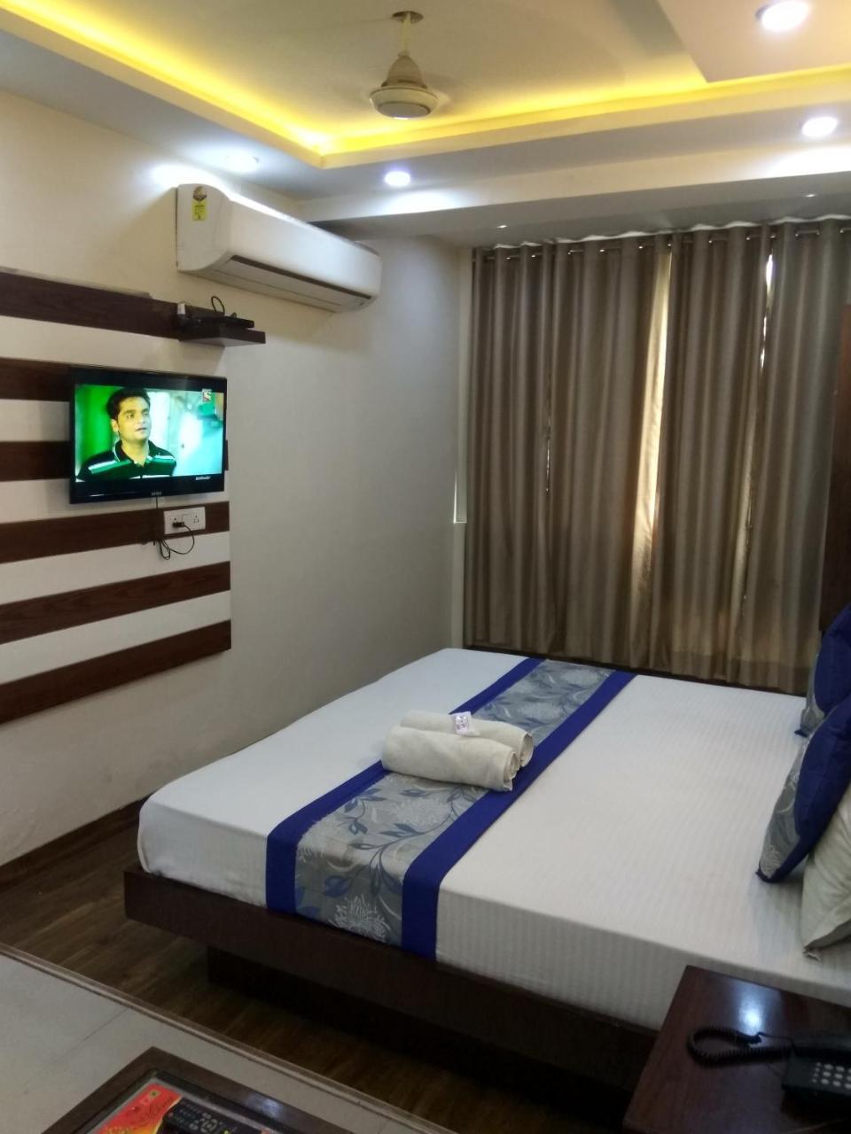 דלהי Hotel Le Mem מראה חיצוני תמונה